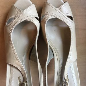 Tan leather strappy sandals size 10